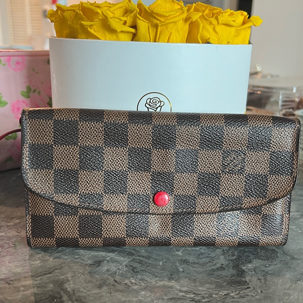 ⭐️ Louis Vuitton Emilie Damier Ebene Long Wallet ⭐️ Moving Sale! OBO ok!